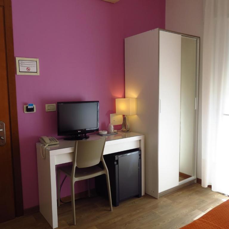 Hotel Nederland - Camera Matrimoniale/Doppia con Letti Singoli - 1