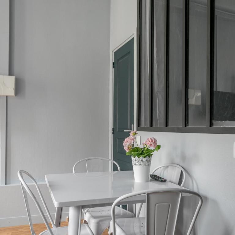 WS Saint-Lazare - Opera - Two-Bedroom Apartment with Balcony - 19