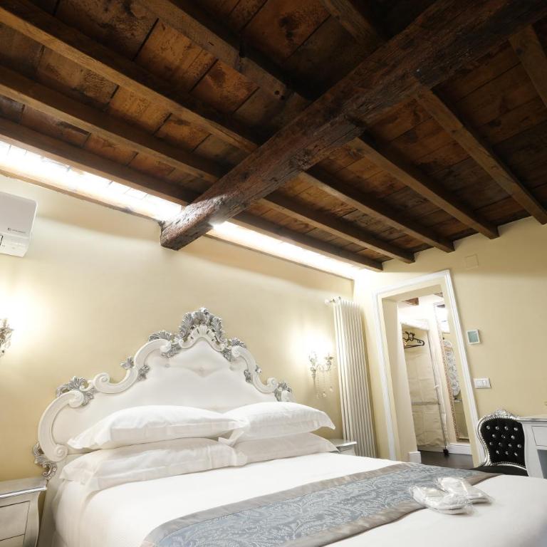 B&B Kingsman - King Room - 3