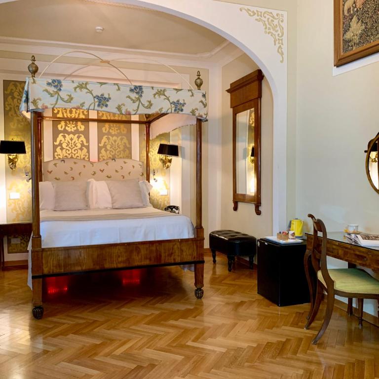 Hotel David - Camera Matrimoniale con Letto a Baldacchino - Piano Terra - 4