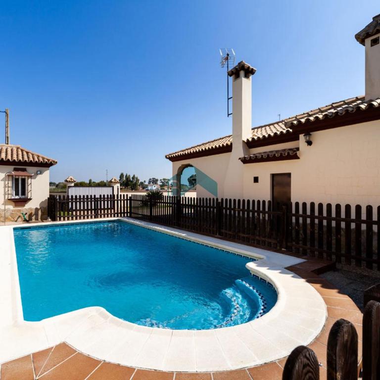 Villa Almendro BARROSAHOME - Three-Bedroom Villa - 1