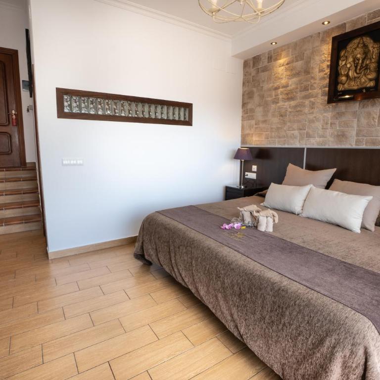 Hostal Casa Mercedes - Suite Junior con terraza y vistas al mar - 5