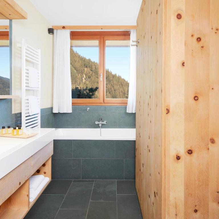 Arosea Life Balance Hotel - Chambre Double avec Balcon – Vue sur Lac - 4