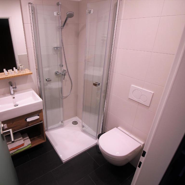 Hotel-Pension Birkenhof - Doppelzimmer mit Balkon - 4
