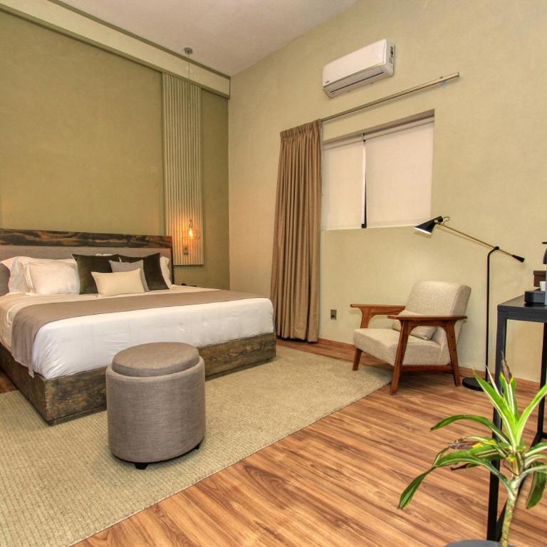 Casa Florencia Hotel Boutique - Deluxe King Suite - 3