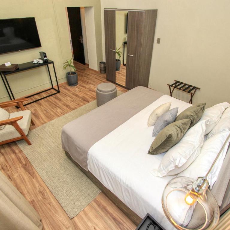 Casa Florencia Hotel Boutique - Deluxe King Suite - 2