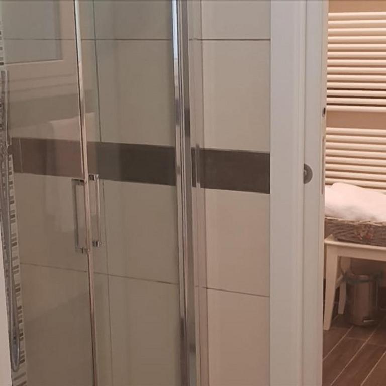 Tamb&B2 - Deluxe King Room - 4