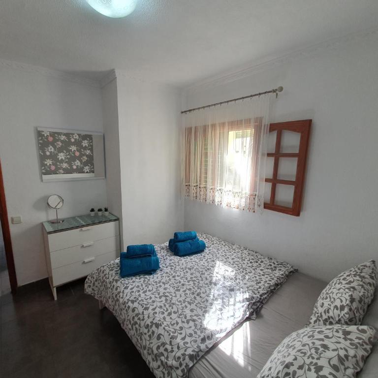 Apartment Elegance - Two-Bedroom Apartment - 14