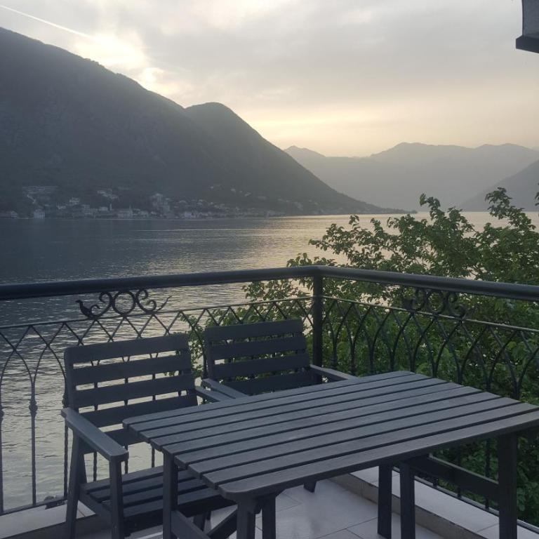 Guesthouse Grotta Di Nicola - Double Room with Sea View - 1