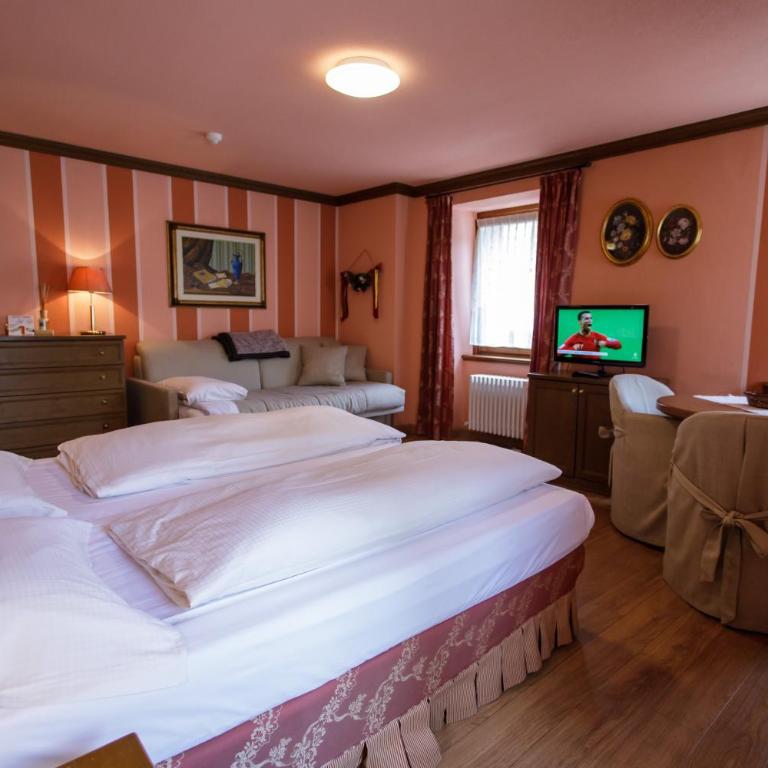 Hotel Compagnoni - Camera Superior Matrimoniale/Doppia con Letti Singoli - 2