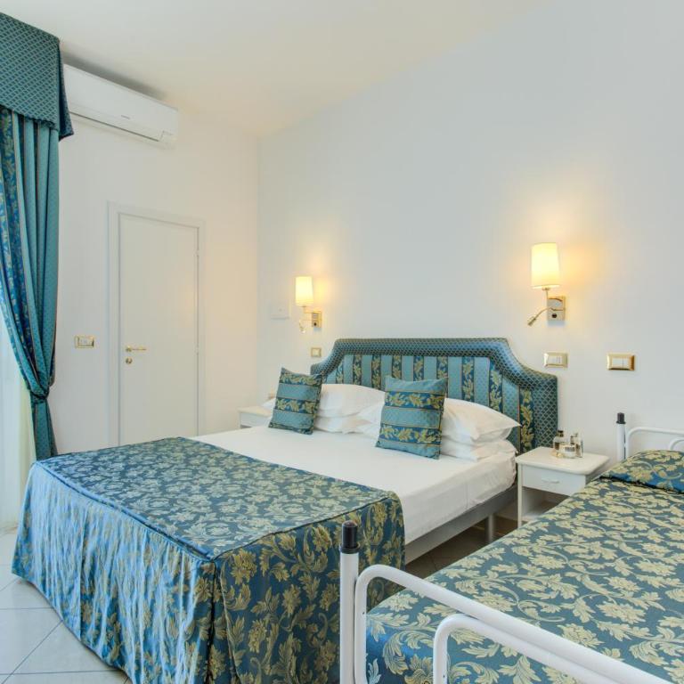 Hotel Nanni - Camera Superior Matrimoniale/Doppia con Letti Singoli - 5
