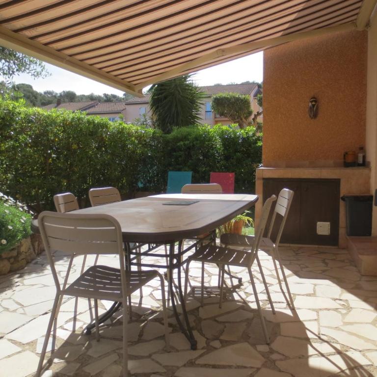 COSTEBELLE Appartement entier - Apartment mit Gartenblick - 3