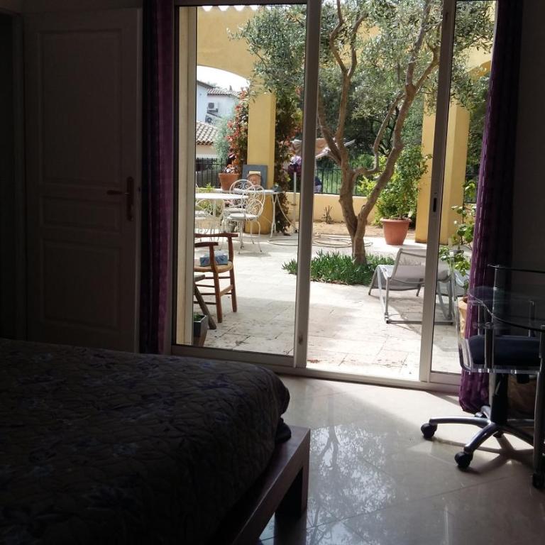 Chambres de la Terre Blanche - Chambre Double - Vue sur Jardin - 4