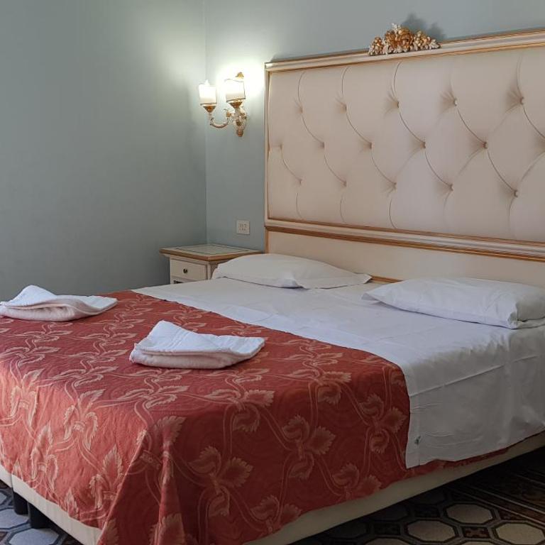 Hotel Desirèe - Double or Twin Room - 3