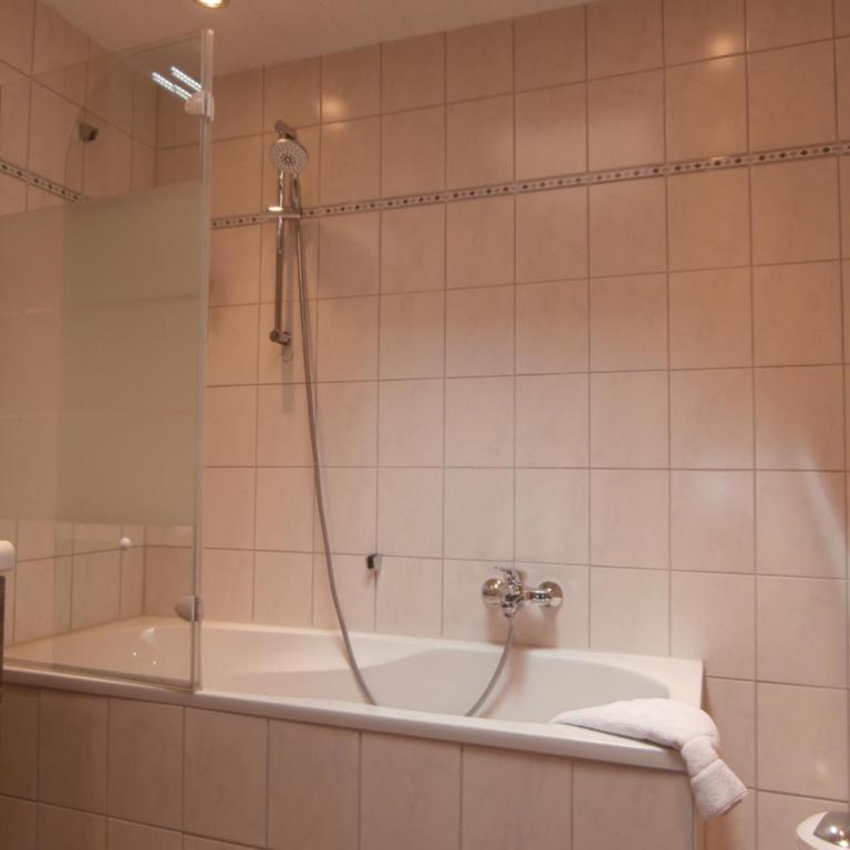 Ferienwohnung Anna - Apartment - Ground Floor - 24