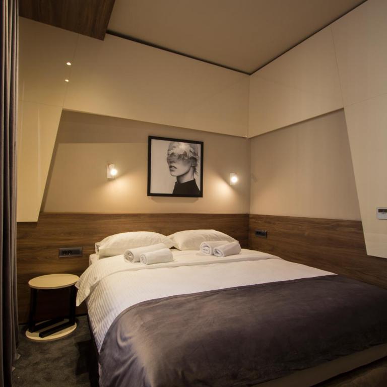 BOUTIQUE 25h by Eva stay 018 - Superior Soba s King-sajz Krevetom - 12