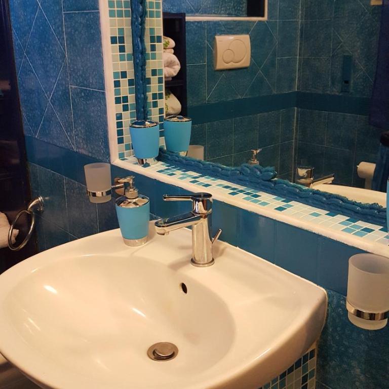 Da Adriana Guesthouse - Camera Matrimoniale con Bagno Privato - 9