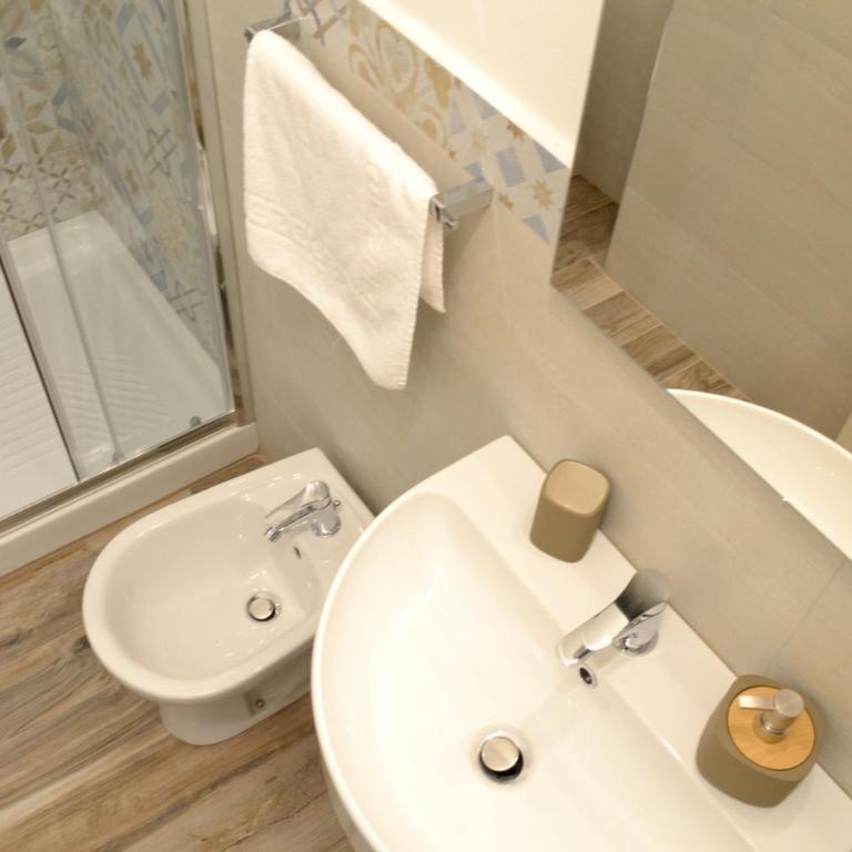 Modarno Exclusive Apartments - Appartamento Deluxe - 17