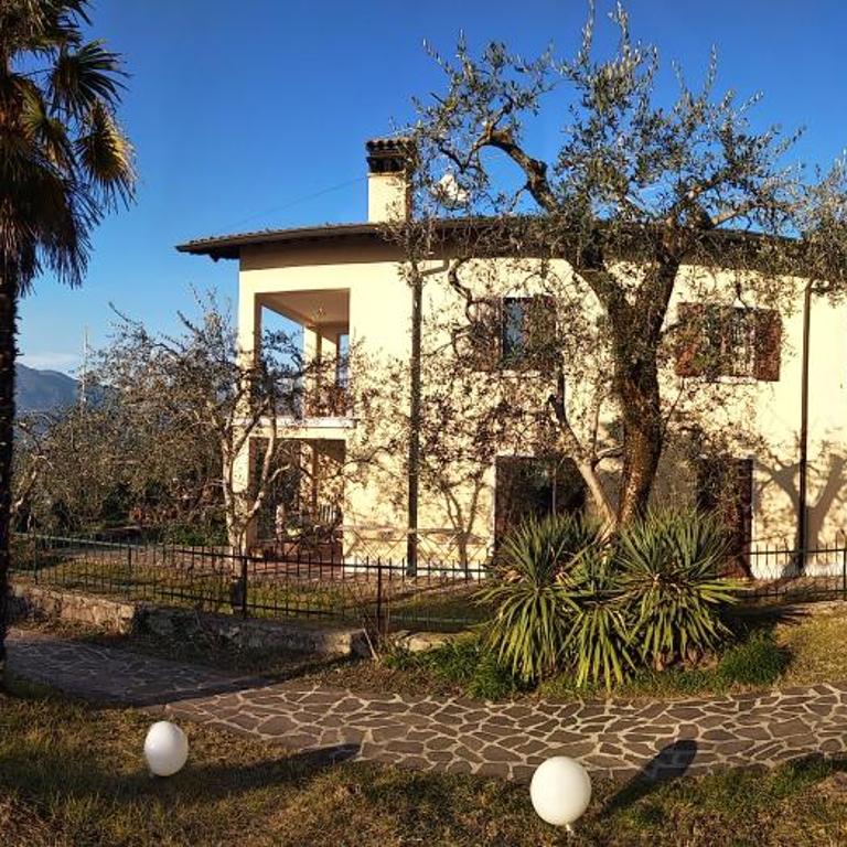 VILLA MERY - Apartment with Terrace - 1
