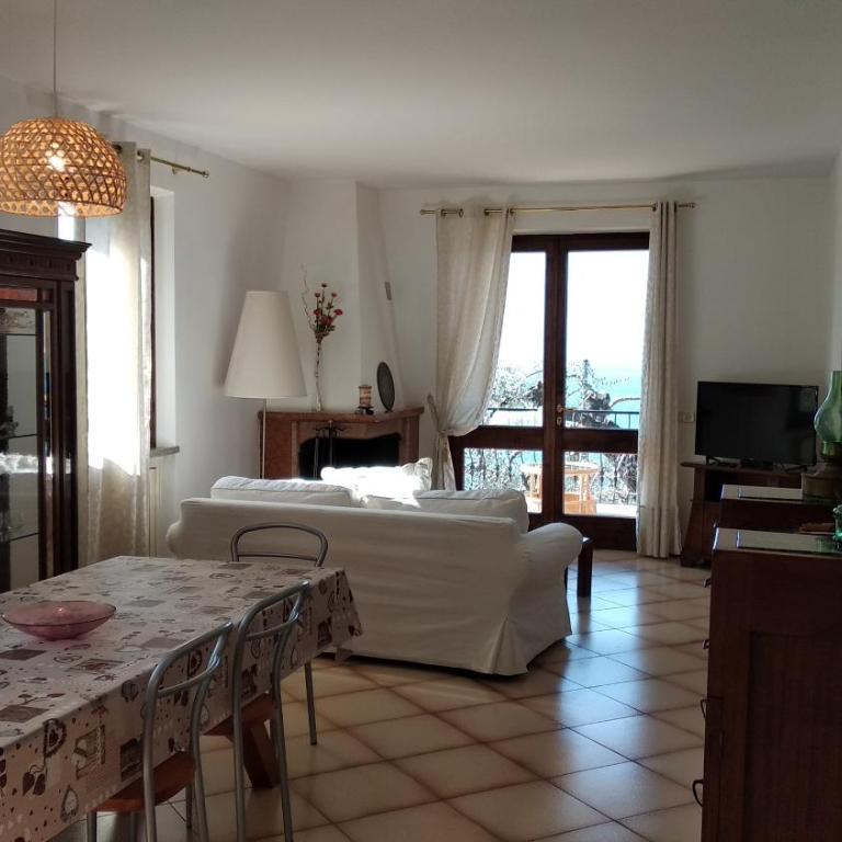 VILLA MERY - Apartment with Terrace - 12