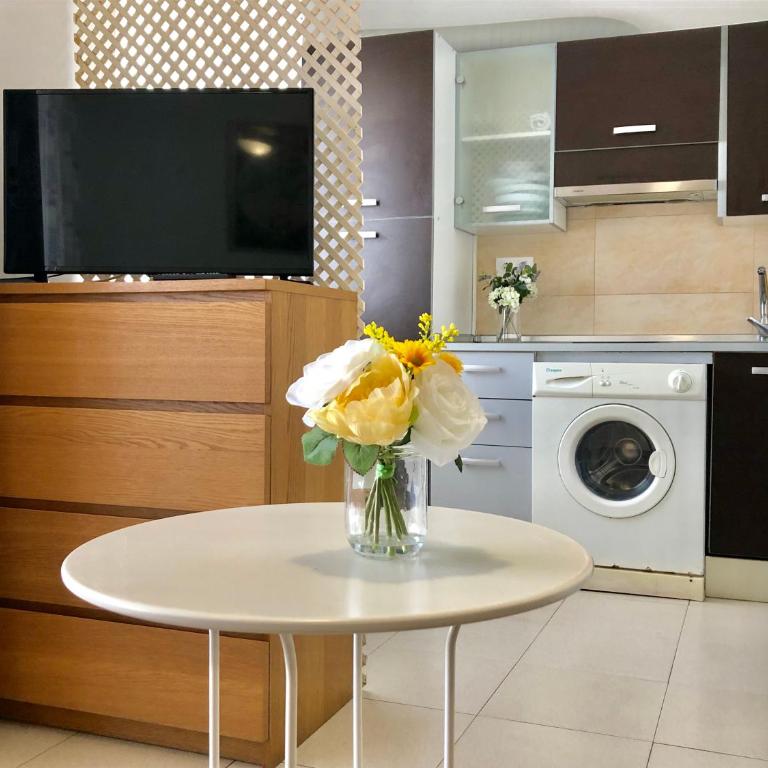 GATU Verano en la playa con parking, wifi, piscina - Apartamento de 1 dormitorio - 13