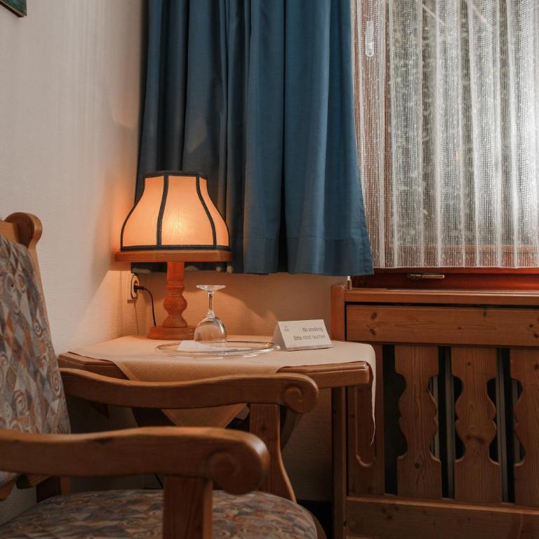 Hotel Vier Jahreszeiten - Classic Einzelzimmer - 5