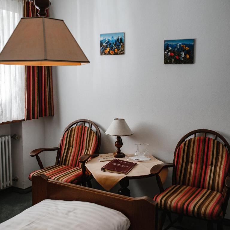 Hotel Vier Jahreszeiten - Standard Doppel- oder Zweibettzimmer - 1