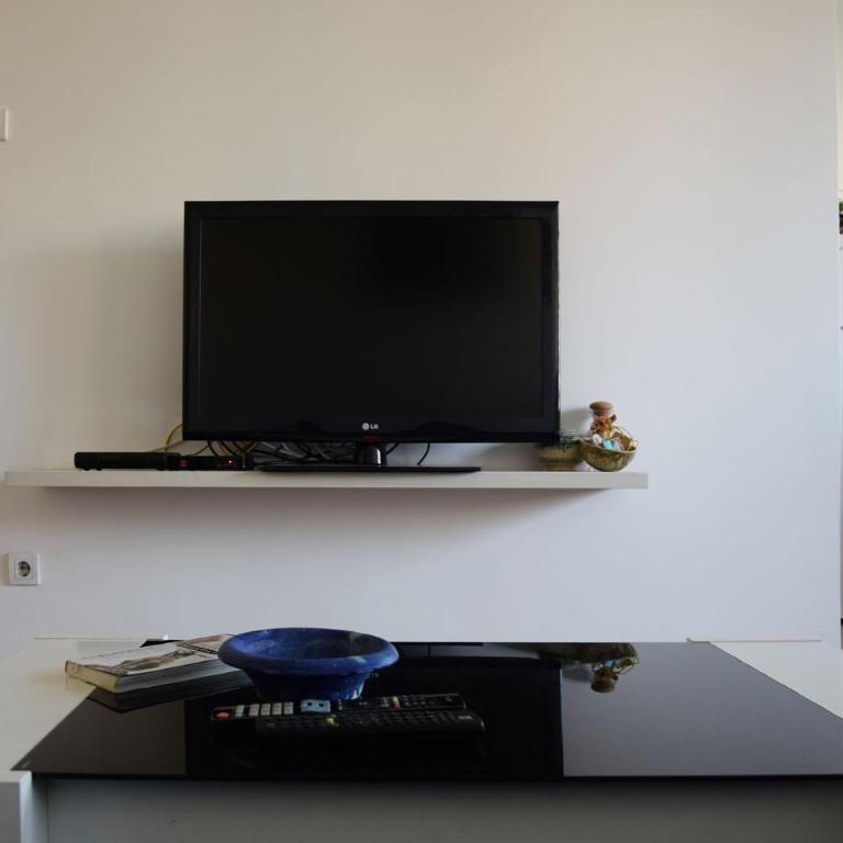 Modern and cozy place near the city center - Apartment with Balcony - 8