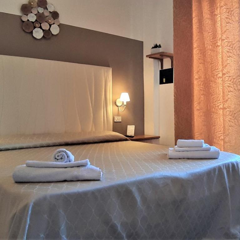 Hotel Eugenio - Camera Quadrupla con Bagno Privato - 4