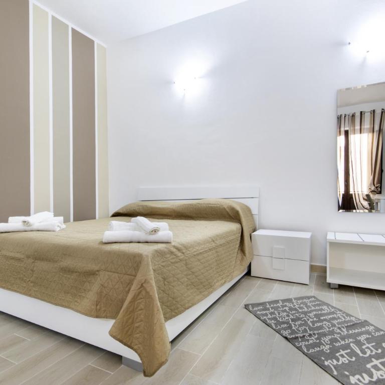 IN CENTRO ROOMS Vicino Cefalù SELF-CHEK-IN - Triple Room with Terrace - 3