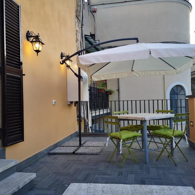 President Gardens - Camera Familiare con Balcone - 14