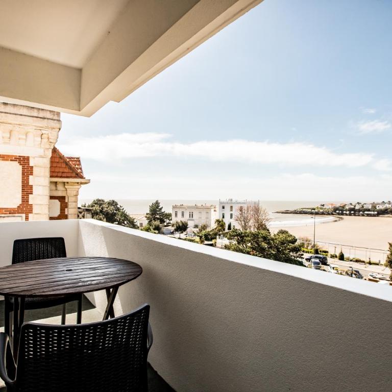 Hotel Belle Vue Royan - Chambre Double ou Lits Jumeaux - Vue sur Mer - 3