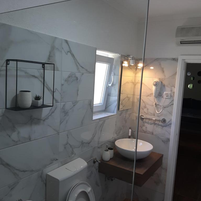 Brana Gorica Apartments - Apartman sa Balkonom - 1