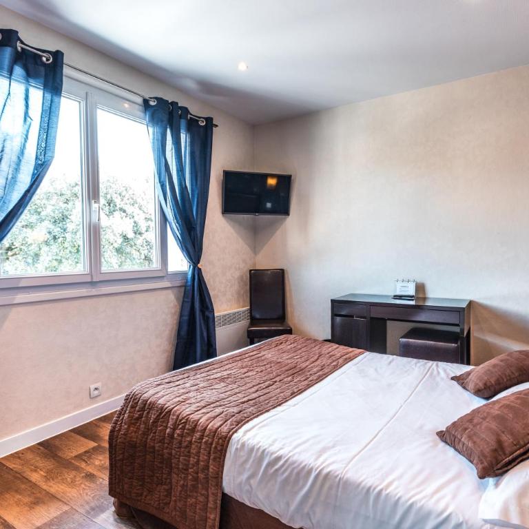 Hotel Belle Vue Royan - Chambre Double avec Salle de Bains Privative - 2