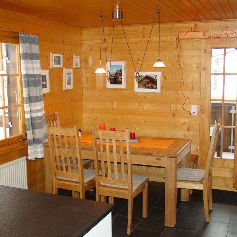 Chalet Sandrine - Ferienhaus - 3