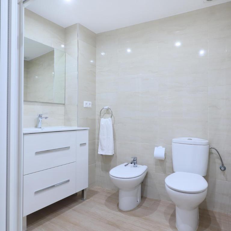Rosas en la Balconada & Apartment with Parking in Córdoba Historic Center - Apartamento de 3 dormitorios - 7