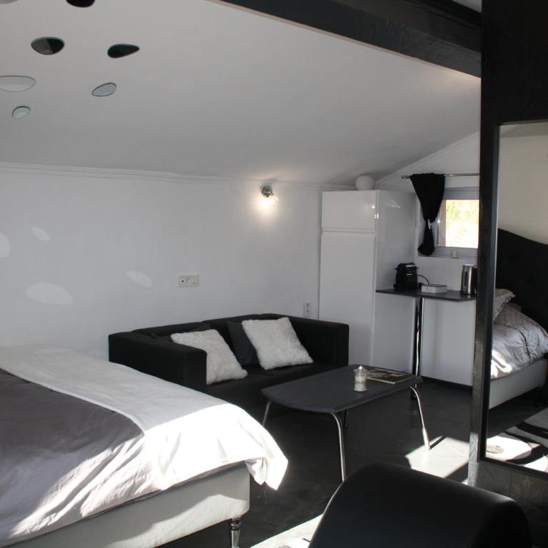 LA PARENTHESE AMOUREUSE - Suite avec Baignoire Spa - 18