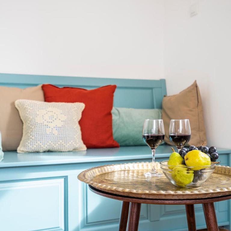 Central, Quiet & Romantic Apartment - Apartment with Sea View - 10