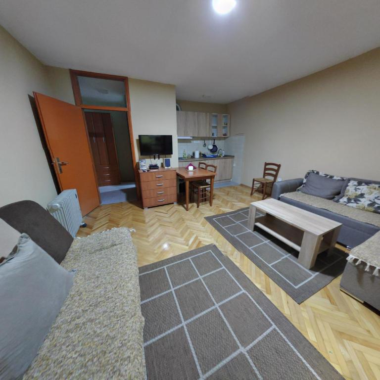 Malo Brdo - Studio Apartment - 1