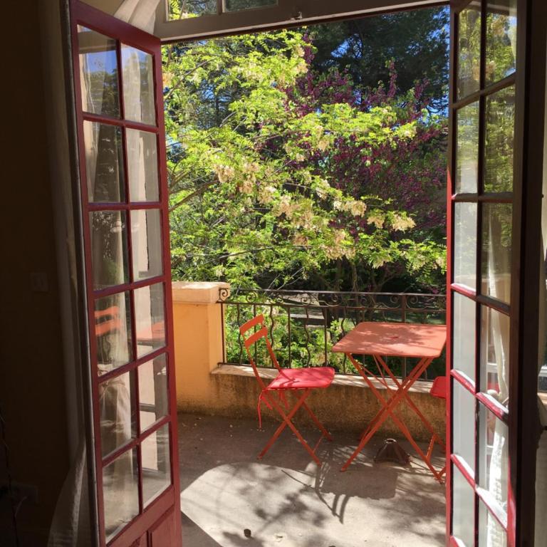 B&B Villa Roumanille - Chambre Double Deluxe avec Balcon - 6