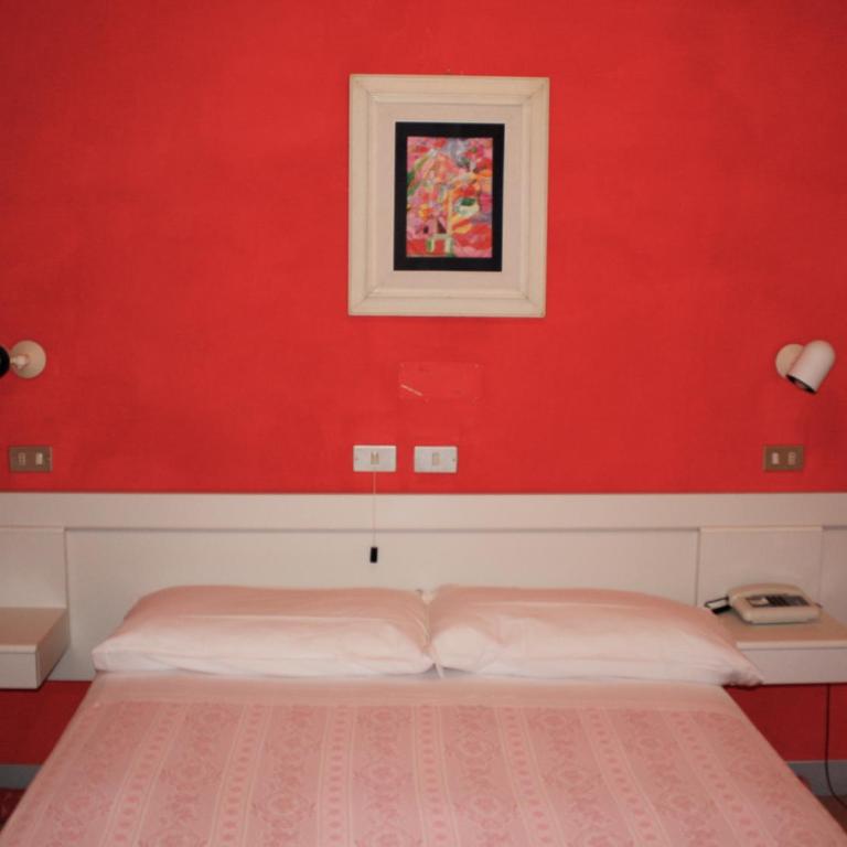 Albergo Villa Dionori - Camera Matrimoniale/Doppia con Letti Singoli - 8