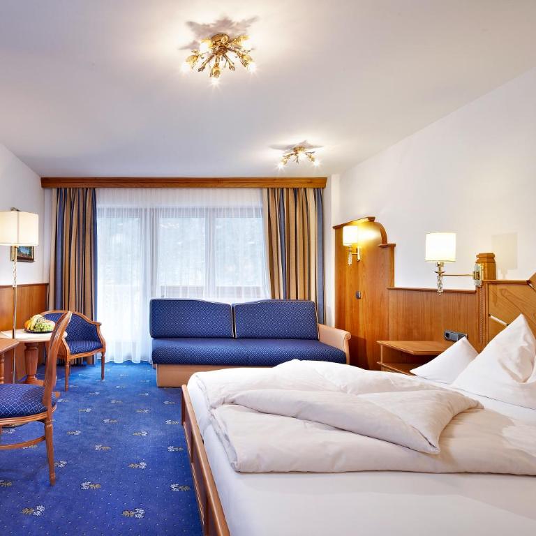 Hotel Jägerhof - Standard Doppelzimmer mit Balkon - 4