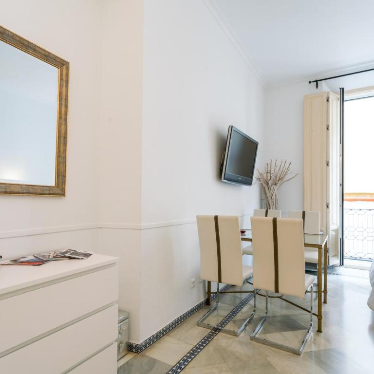Holidays Isbilia Centro by Valcambre - Apartamento - 12