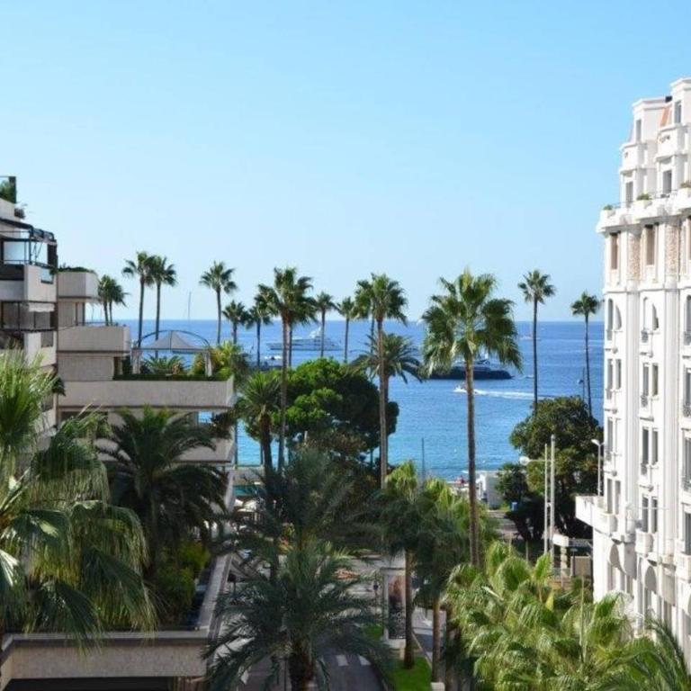 Croisette View Lux Flat Cannes - Appartement - 17