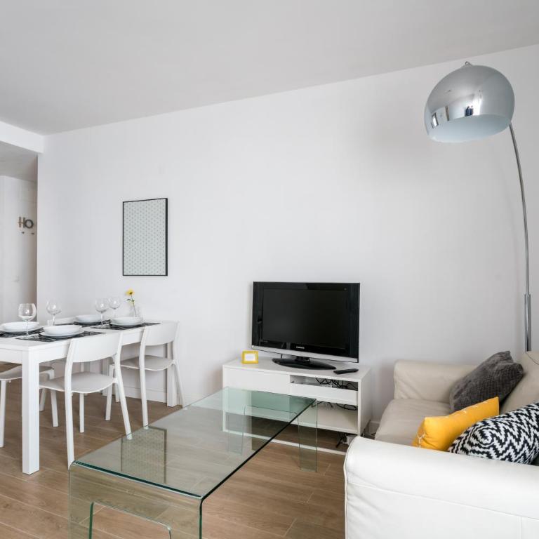 TRIANA 3 Bedrooms & 2 bath Parking Included - Apartamento de 3 dormitorios - 6