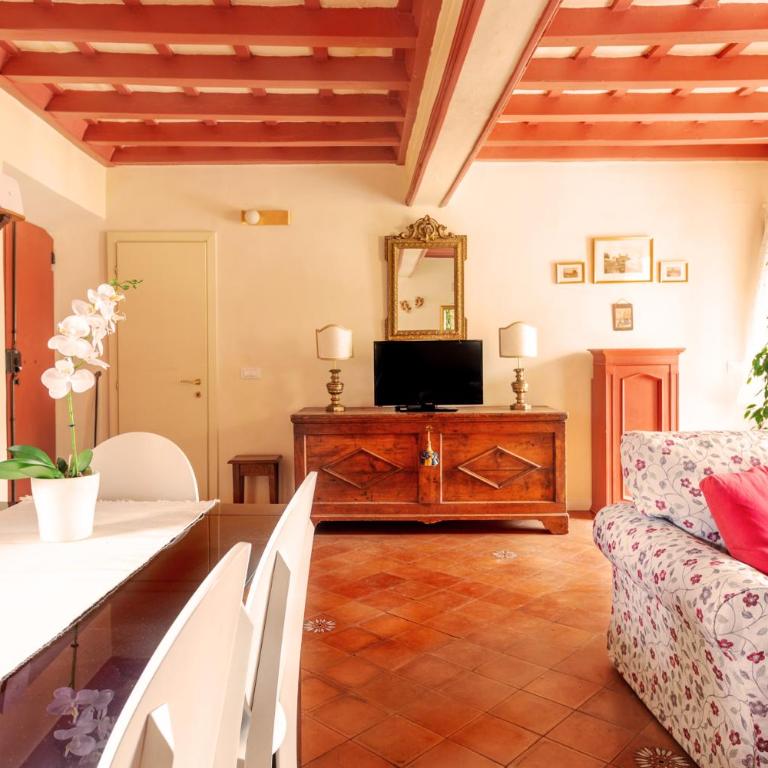 Principessa Trevi - Appartamento Vacanze Romane con 2 Camere da Letto e Terrazza - 11