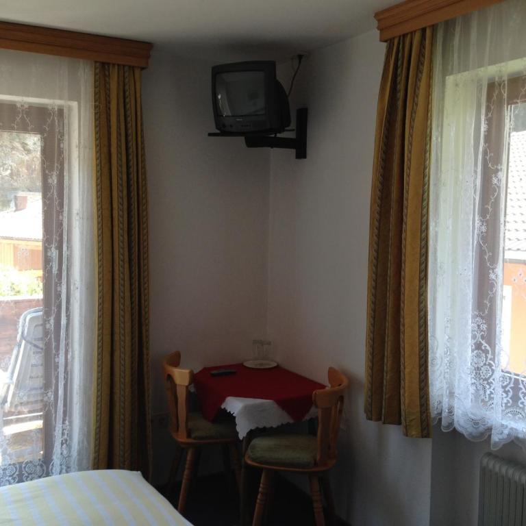 Haus Tenk - Doppelzimmer mit Balkon - 5