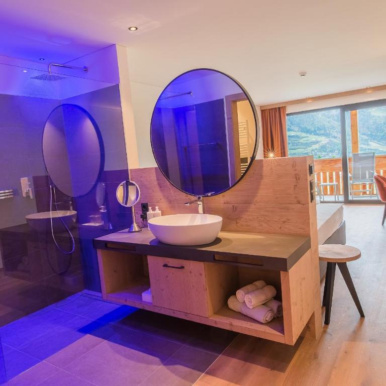 Panorama Hotel Himmelreich - Habitación Doble Deluxe con balcón - 7