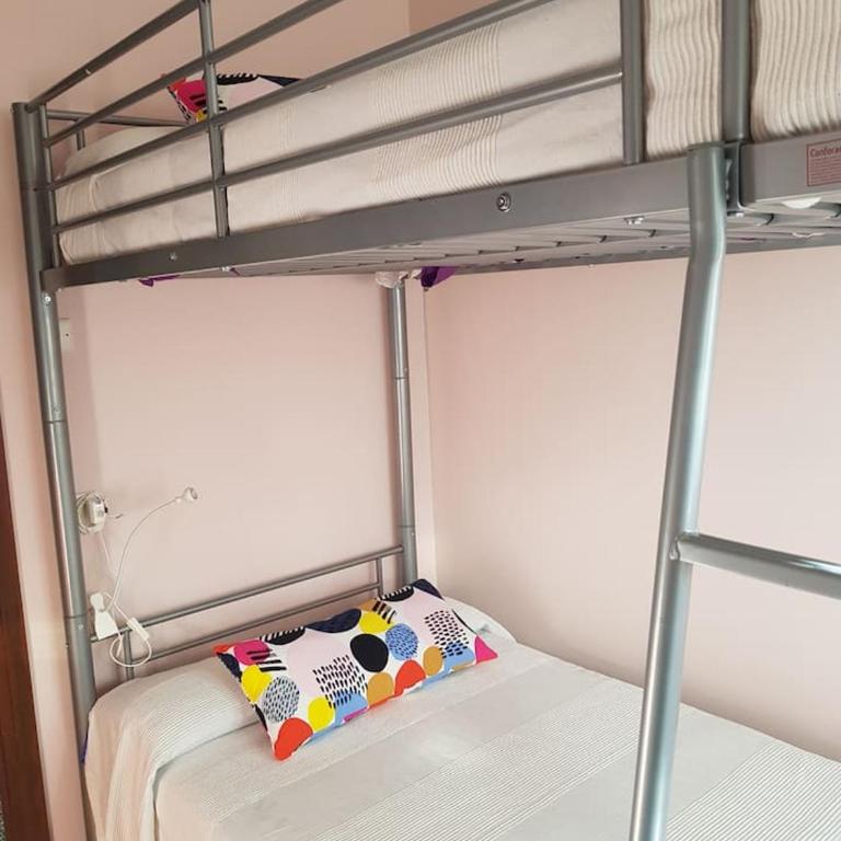 Apartamento Muy Amplio, con WiFi y a 12 Minutos del Centro - Apartamento de 2 dormitorios - 18