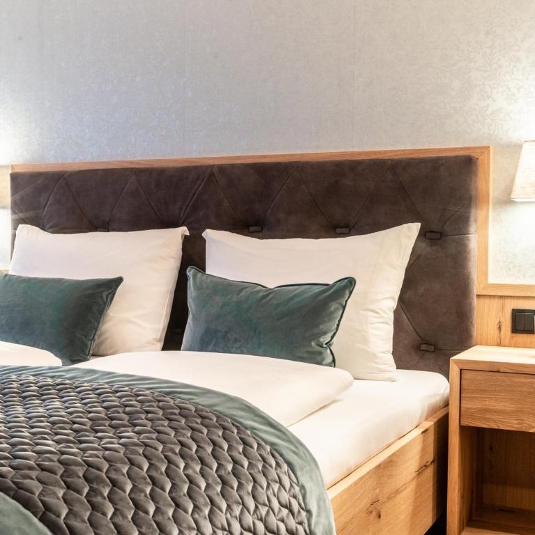 Laschenskyhof Hotel & Spa - Superior Suite with Sauna and Balcony - 4